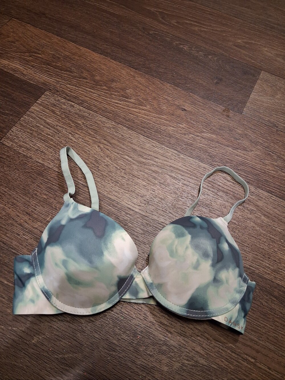 Danskin Green & Cream Molded T-Shirt Bra